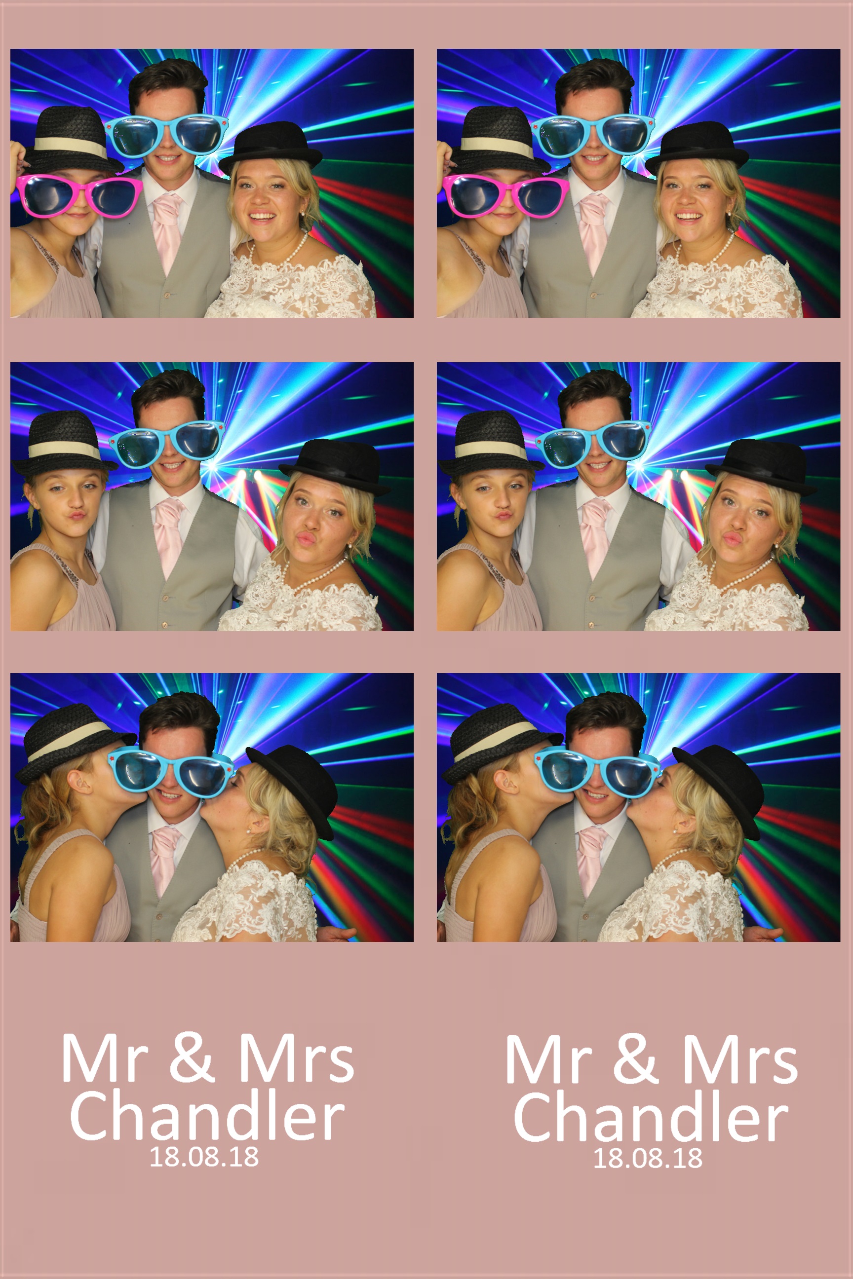 Laura and Tom's wedding | View more photos from the event at images.mobile-photo-booth.com/u/MobilePhotoBoothUK/Laura-and-Toms-wedding